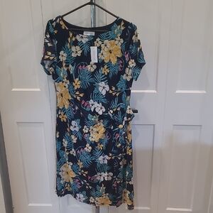 Elegant Floral Midi Dress in Navy and Yellow